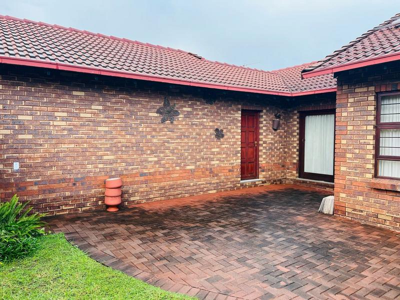 3 Bedroom Property for Sale in Kempton Park West Gauteng