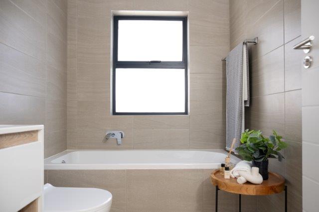 2 Bedroom Property for Sale in Bryanston Gauteng