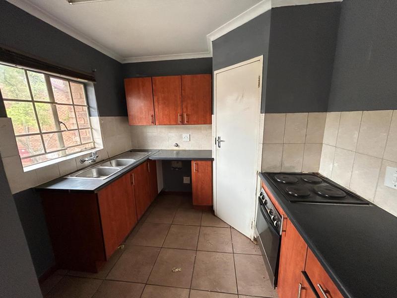 2 Bedroom Property for Sale in The Reeds Gauteng