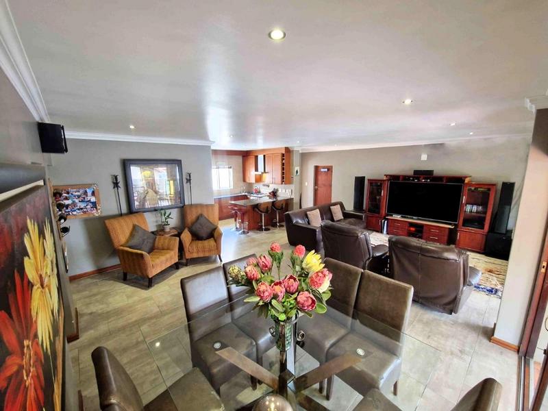 3 Bedroom Property for Sale in Thatchfield Gauteng