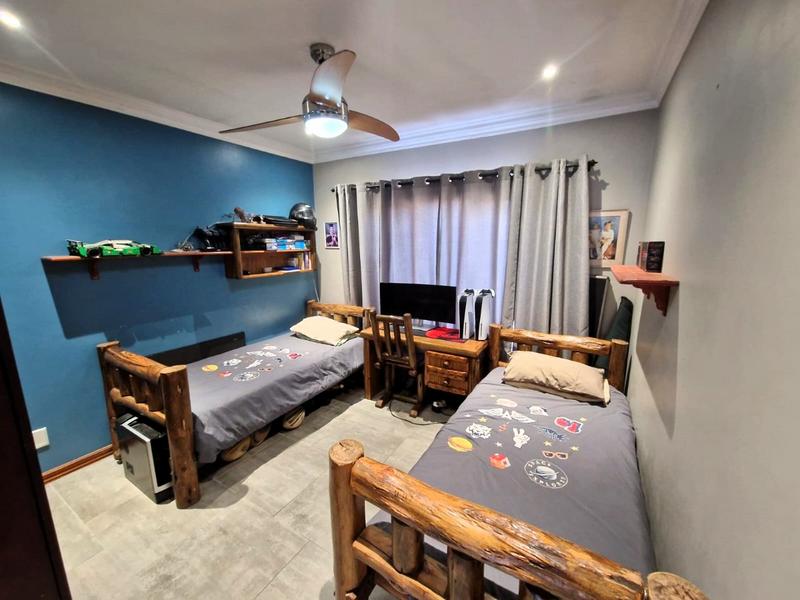 3 Bedroom Property for Sale in Thatchfield Gauteng