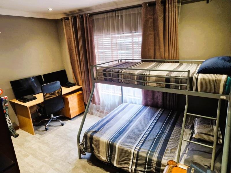 3 Bedroom Property for Sale in Thatchfield Gauteng