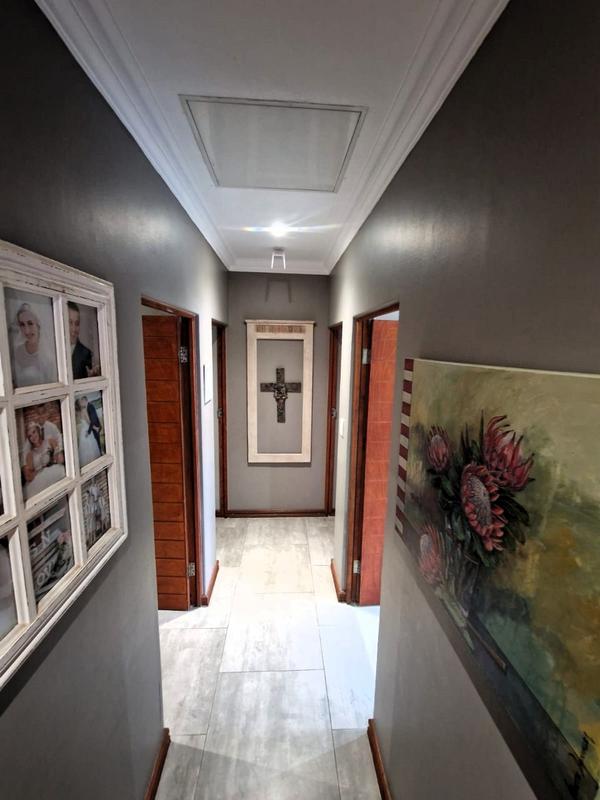 3 Bedroom Property for Sale in Thatchfield Gauteng