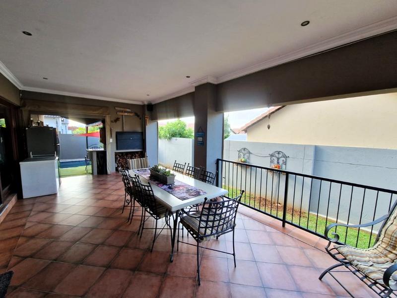 3 Bedroom Property for Sale in Thatchfield Gauteng