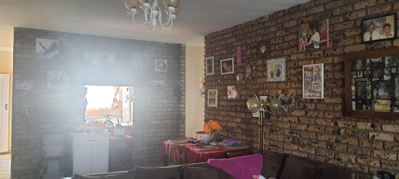 Commercial Property for Sale in Greenhills Gauteng