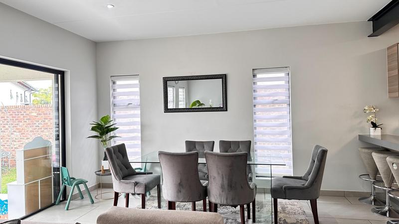 To Let 3 Bedroom Property for Rent in Crowthorne Gauteng