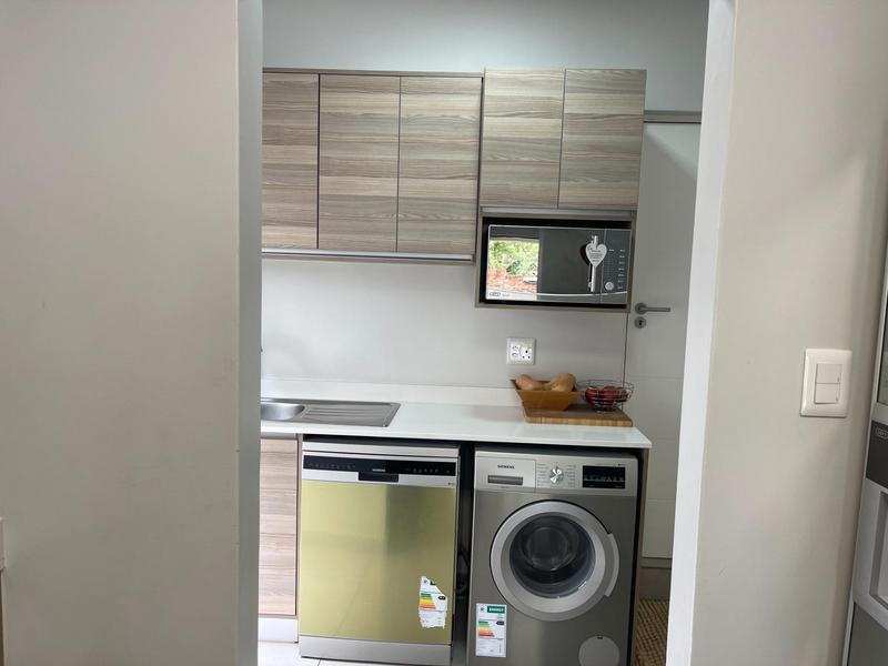 To Let 3 Bedroom Property for Rent in Crowthorne Gauteng
