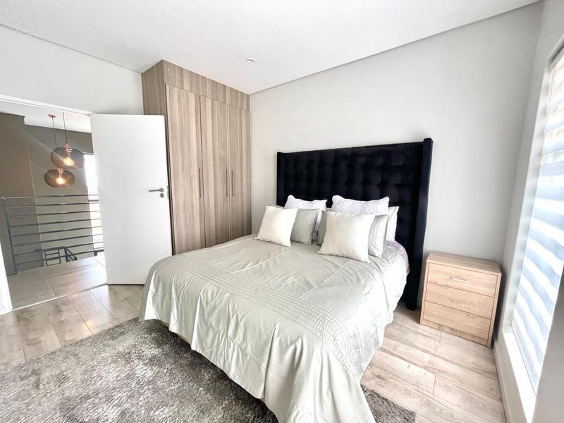 To Let 3 Bedroom Property for Rent in Crowthorne Gauteng