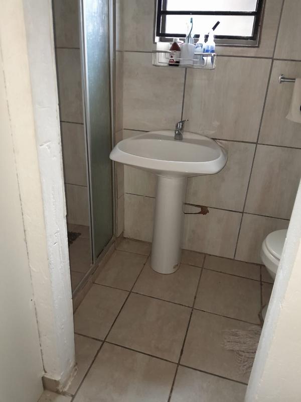 2 Bedroom Property for Sale in Dube Gauteng