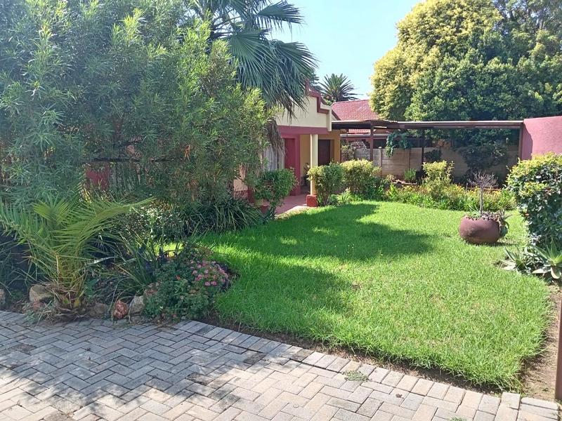 2 Bedroom Property for Sale in Falcon Ridge Gauteng