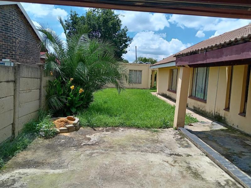 2 Bedroom Property for Sale in Falcon Ridge Gauteng