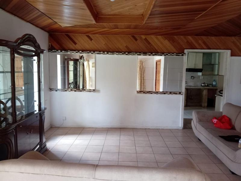 2 Bedroom Property for Sale in Falcon Ridge Gauteng