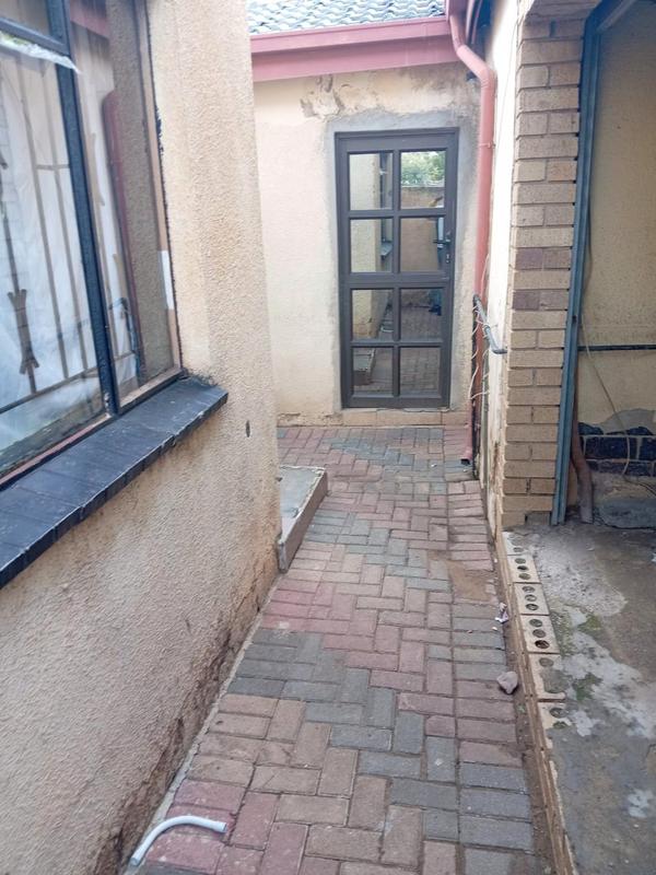 3 Bedroom Property for Sale in Mofolo Gauteng
