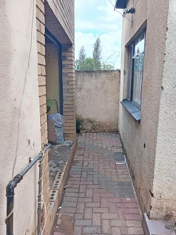 3 Bedroom Property for Sale in Mofolo Gauteng