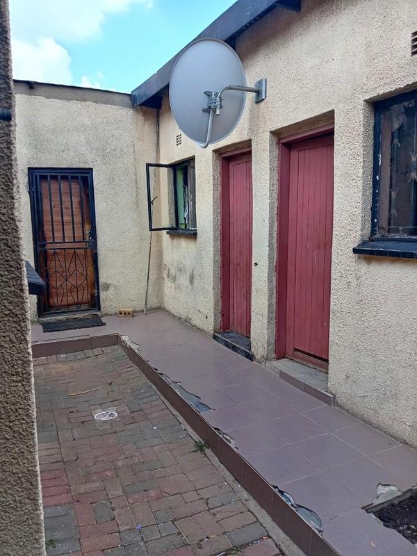 3 Bedroom Property for Sale in Mofolo Gauteng