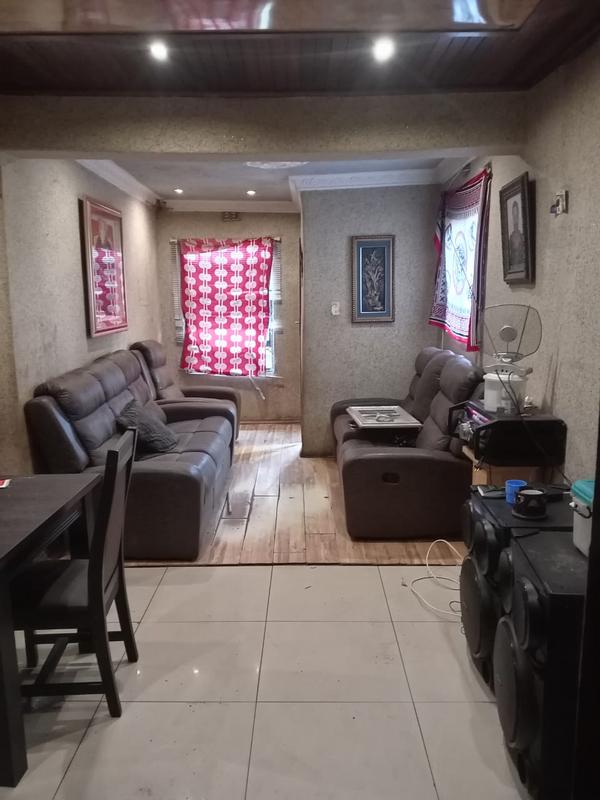 3 Bedroom Property for Sale in Mofolo Gauteng