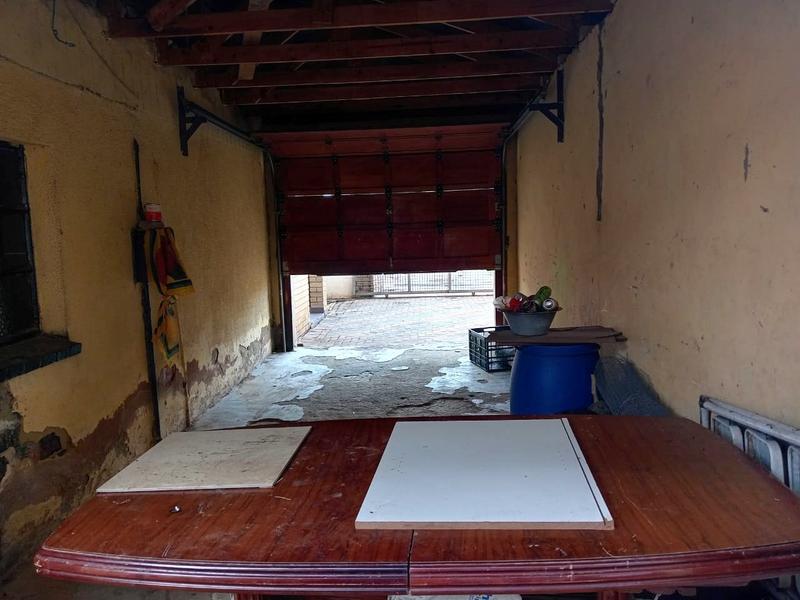 3 Bedroom Property for Sale in Mofolo Gauteng