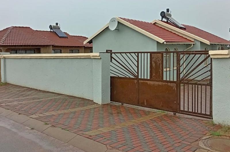 3 Bedroom Property for Sale in Protea Garden Gauteng