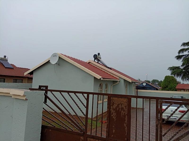 3 Bedroom Property for Sale in Protea Garden Gauteng