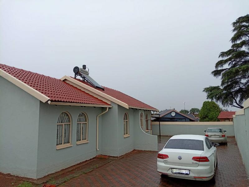 3 Bedroom Property for Sale in Protea Garden Gauteng