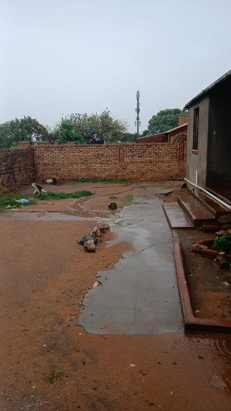 2 Bedroom Property for Sale in Orlando Gauteng