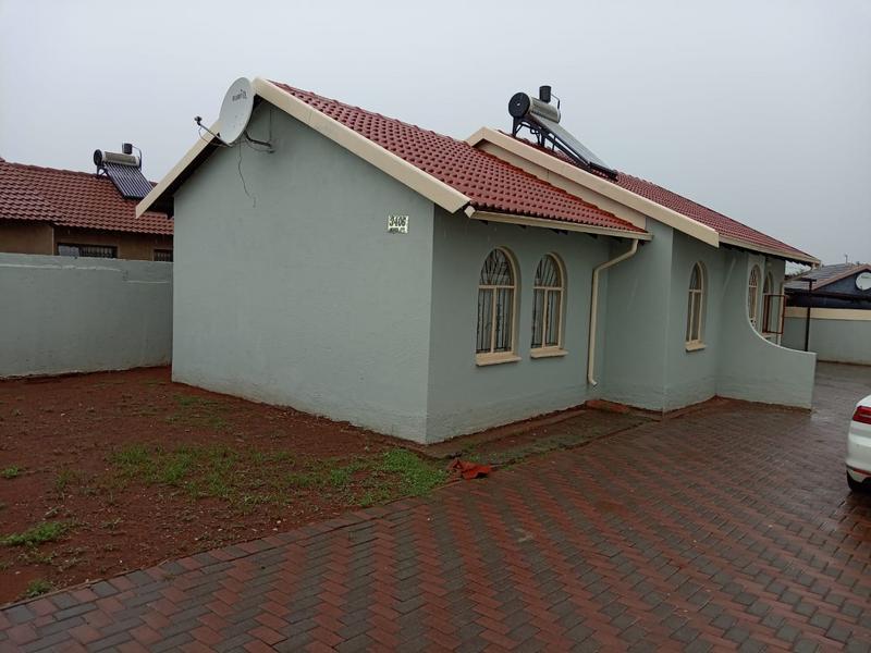 3 Bedroom Property for Sale in Protea North Gauteng