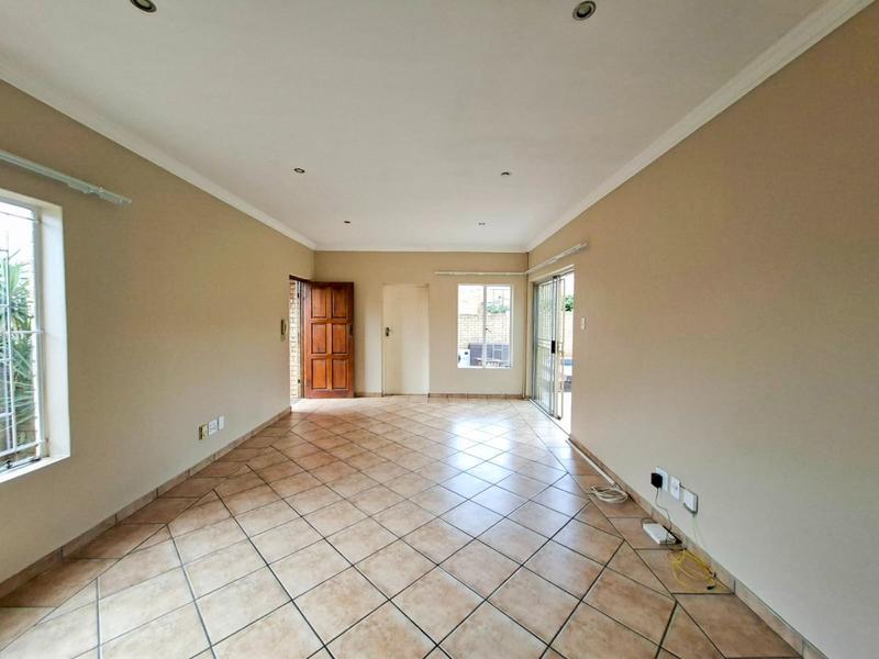 3 Bedroom Property for Sale in Amberfield Glen Gauteng