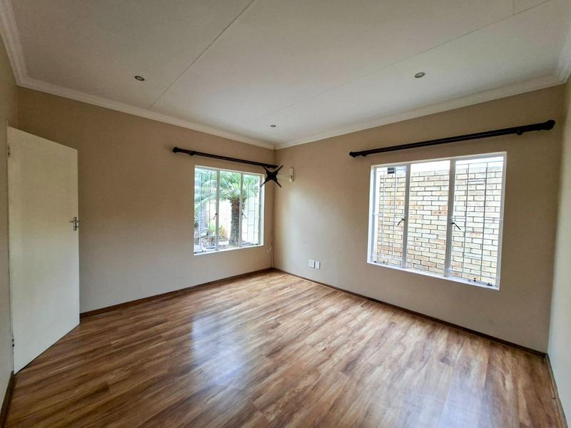 3 Bedroom Property for Sale in Amberfield Glen Gauteng