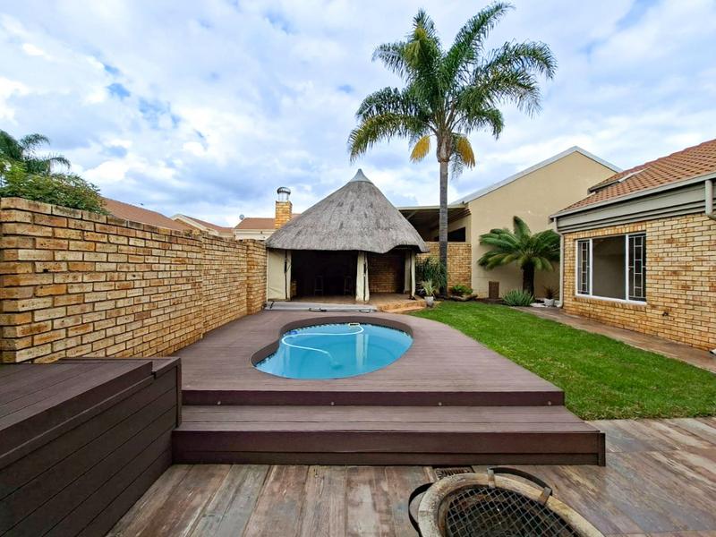 3 Bedroom Property for Sale in Amberfield Glen Gauteng