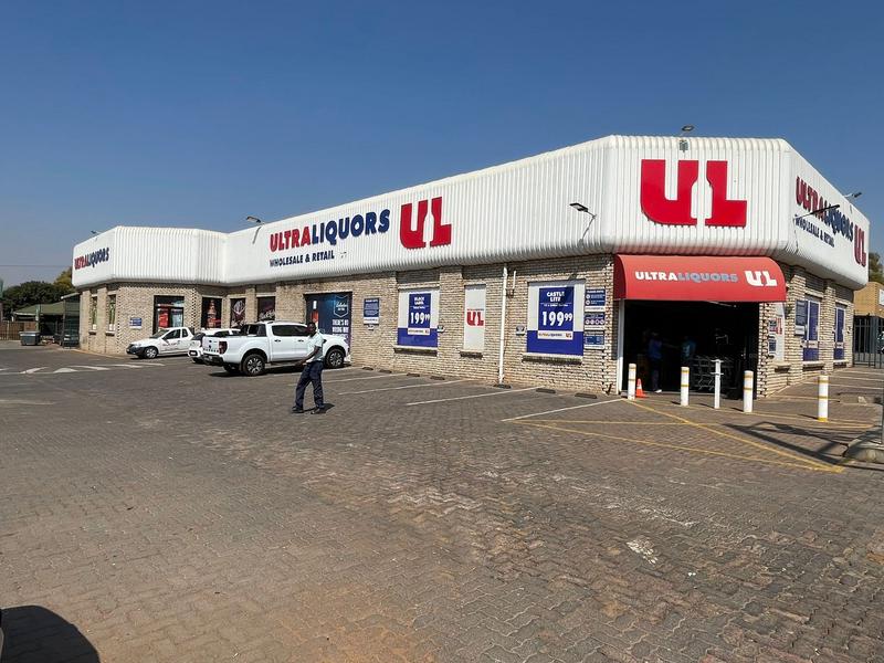 To Let commercial Property for Rent in Zwartkop Gauteng