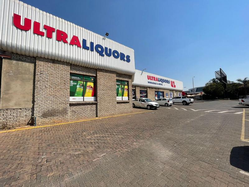 To Let commercial Property for Rent in Zwartkop Gauteng