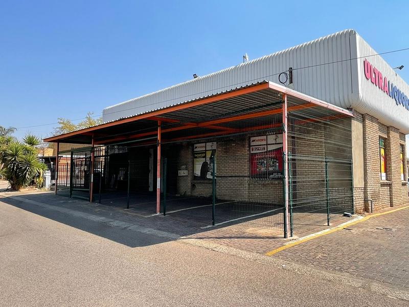 To Let commercial Property for Rent in Zwartkop Gauteng