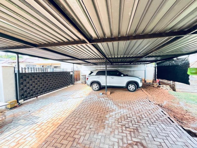 2 Bedroom Property for Sale in Doornpoort Gauteng