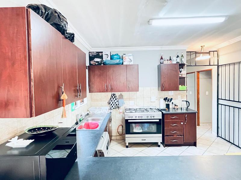 2 Bedroom Property for Sale in Doornpoort Gauteng