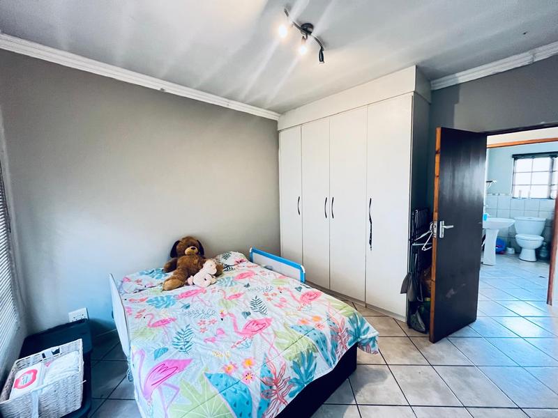 2 Bedroom Property for Sale in Doornpoort Gauteng