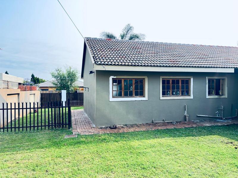 2 Bedroom Property for Sale in Doornpoort Gauteng
