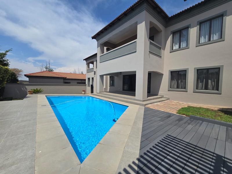 To Let 6 Bedroom Property for Rent in Waterkloof Ridge Gauteng