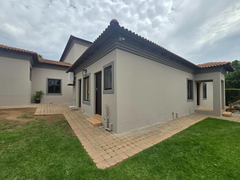 To Let 6 Bedroom Property for Rent in Waterkloof Ridge Gauteng