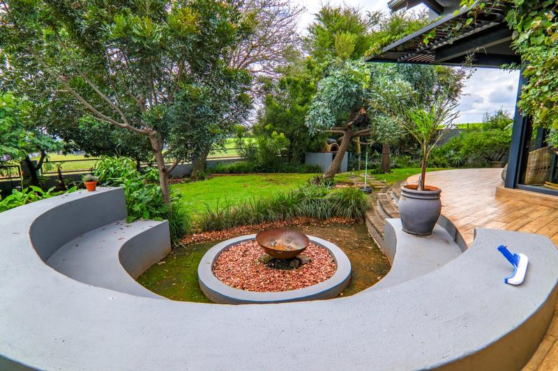 3 Bedroom Property for Sale in Copperleaf Estate Gauteng