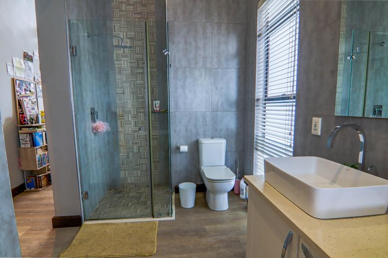 3 Bedroom Property for Sale in Copperleaf Estate Gauteng