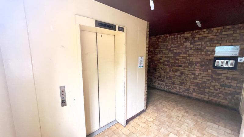 2 Bedroom Property for Sale in Sunnyside Gauteng