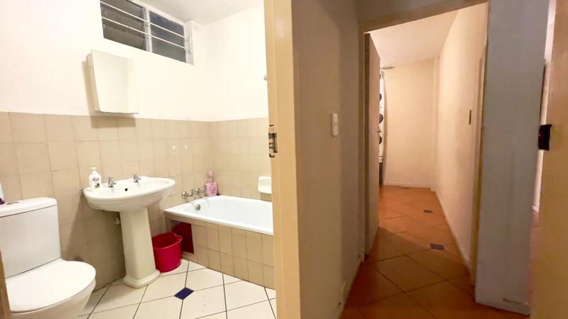 2 Bedroom Property for Sale in Sunnyside Gauteng