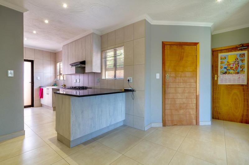3 Bedroom Property for Sale in North Riding Gauteng
