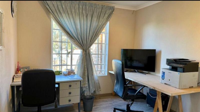 3 Bedroom Property for Sale in Amorosa Gauteng