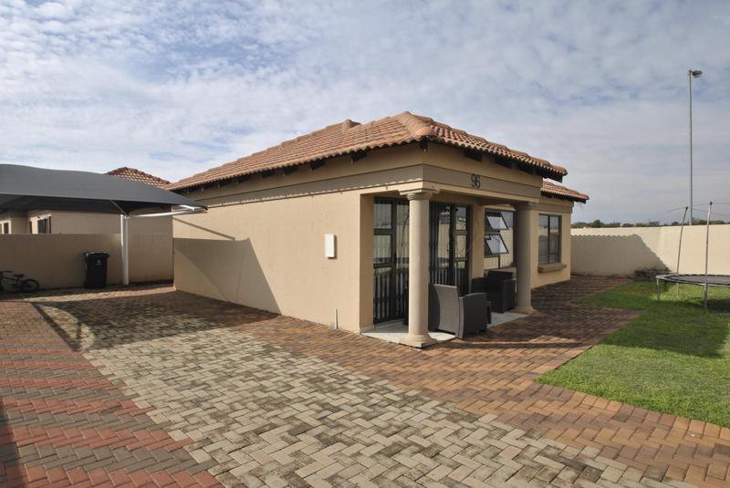3 Bedroom Property for Sale in Dawn Park Gauteng