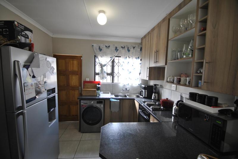 3 Bedroom Property for Sale in Dawn Park Gauteng