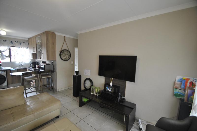 3 Bedroom Property for Sale in Dawn Park Gauteng