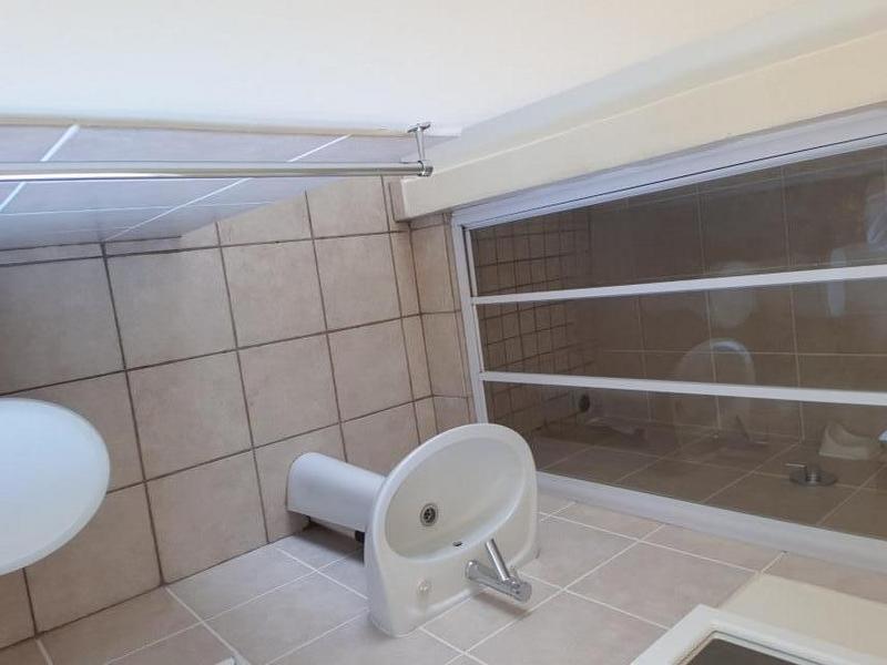 3 Bedroom Property for Sale in Wilgeheuwel Gauteng