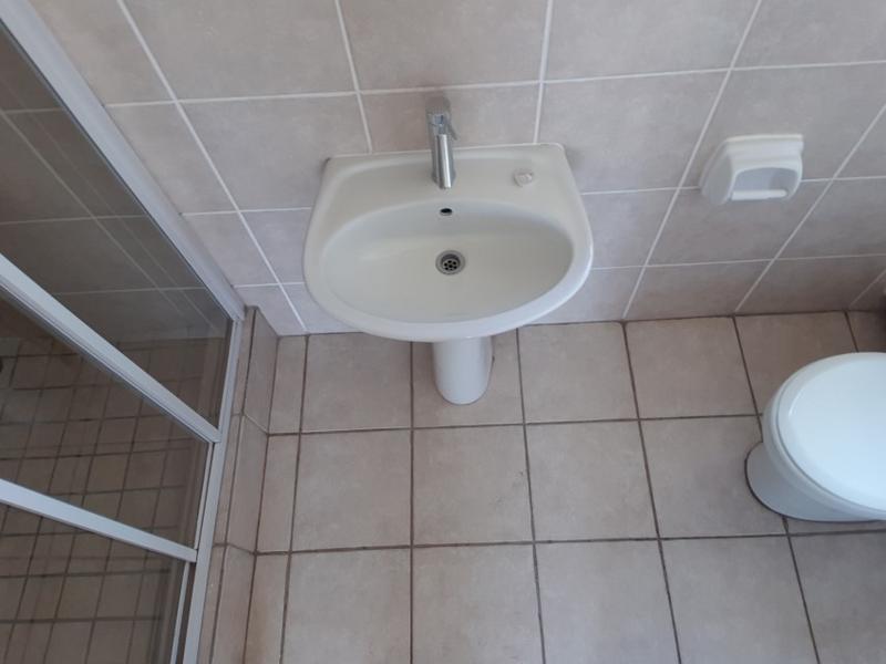 3 Bedroom Property for Sale in Wilgeheuwel Gauteng