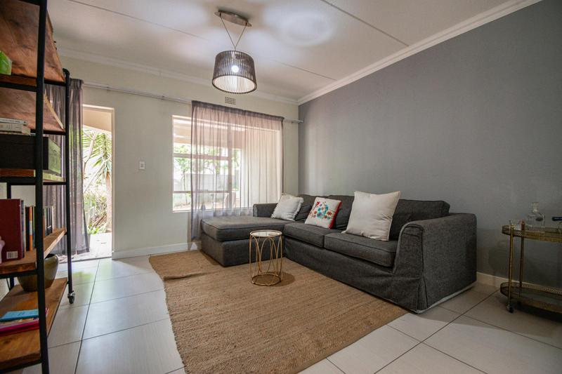 2 Bedroom Property for Sale in Bryanston Gauteng